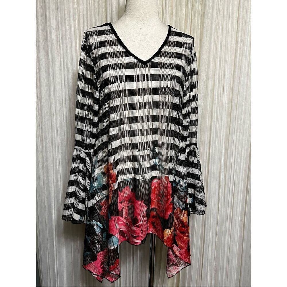 Dor Dor Couture Bell Sleeve Mesh Tunic Blouse or Swimsuit Cover Up Size Medium
